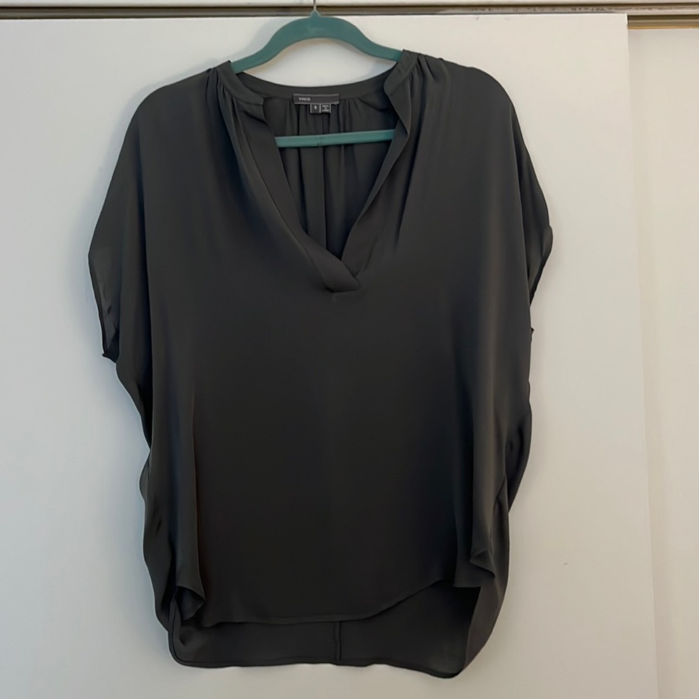 Silk Vince top